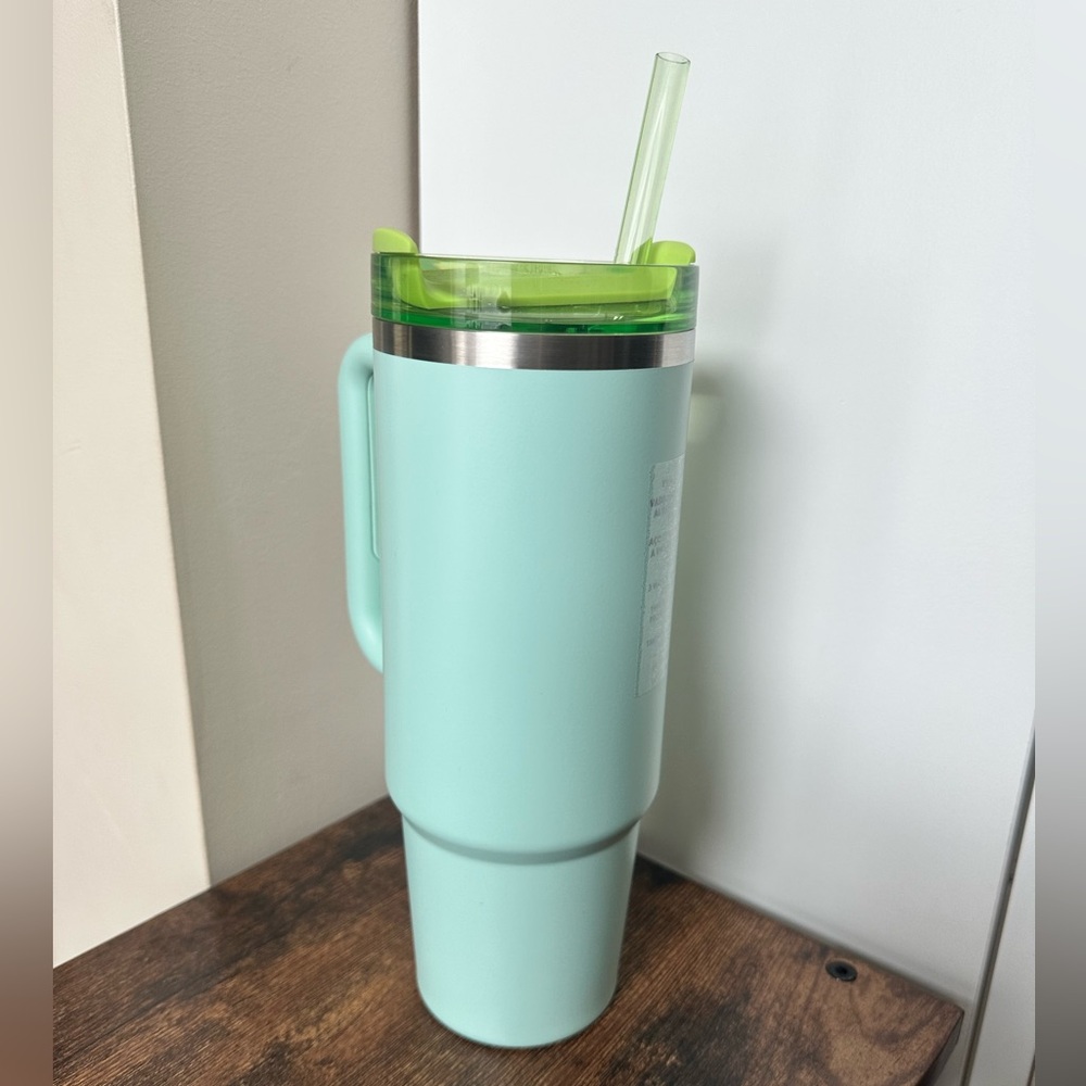 Starbucks x Stanley 30oz Latin America exclusive - Picture 4 of 8